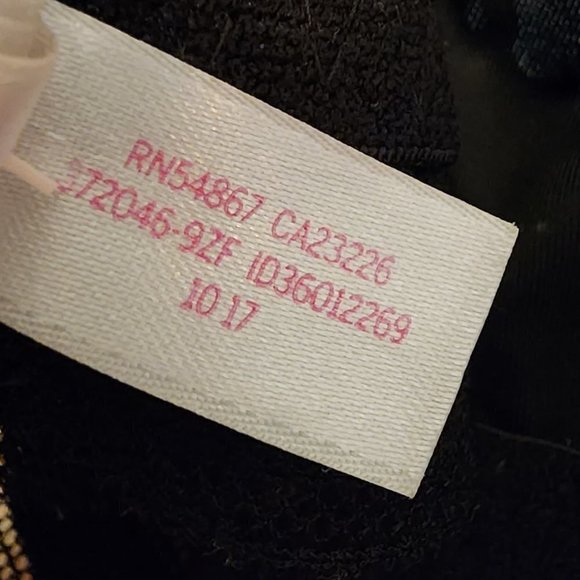 PINK Victoria's Secret Lace Triangle Cage Bralette Lightweight Scalloped sz SM - Picture 10 of 12